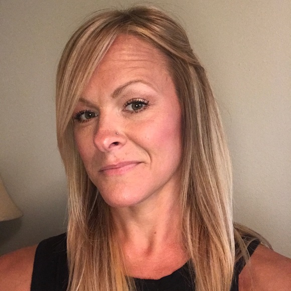 Meet your Posher, Abby - Picture 3 of 3